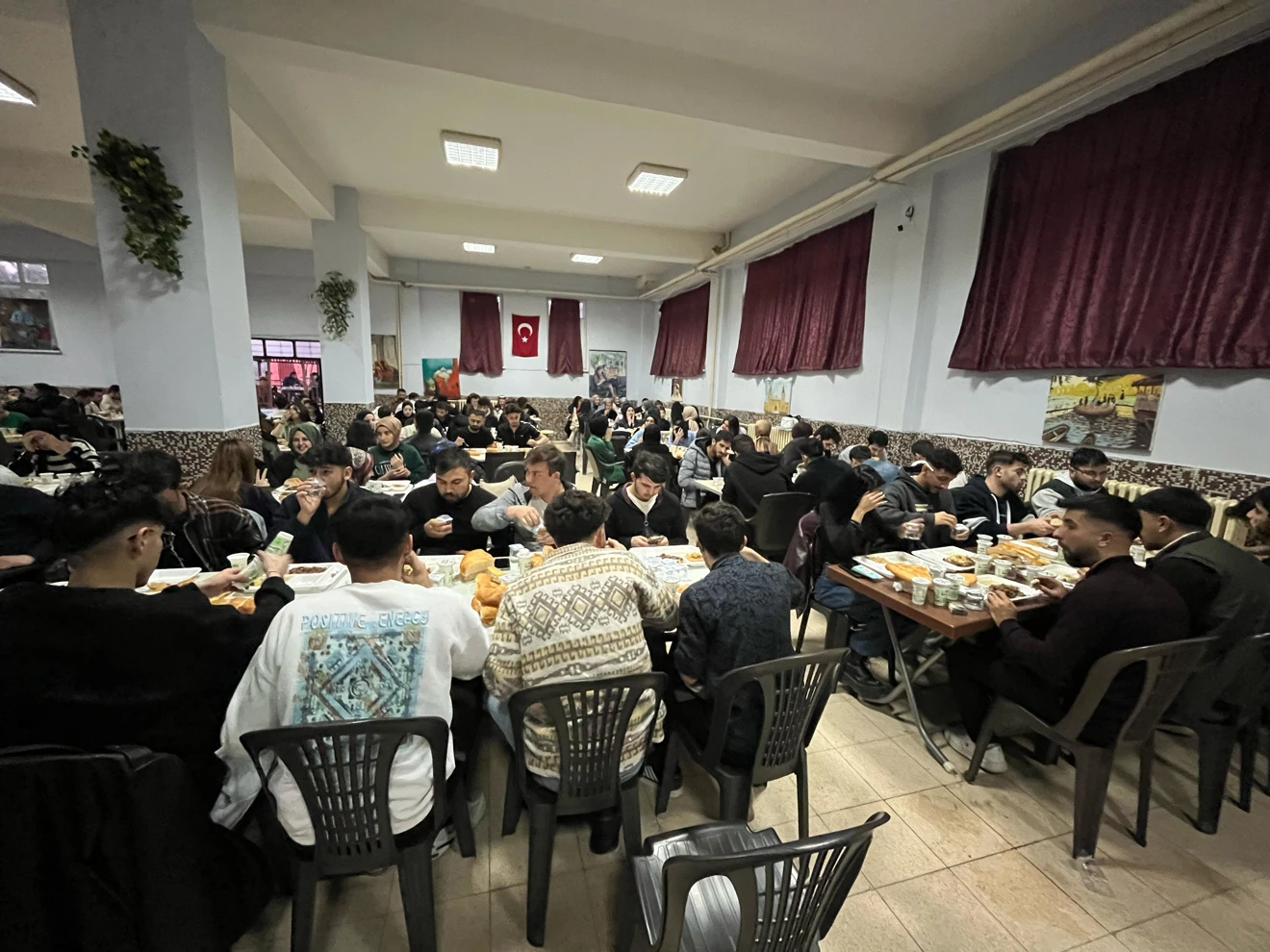 4. Geleneksel Öğrencilerimiz ile İftar Programımızı Gerçekleştirdik